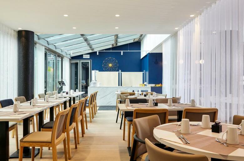 Hotel Residence Mercure Paris La Defense Grande Arche
