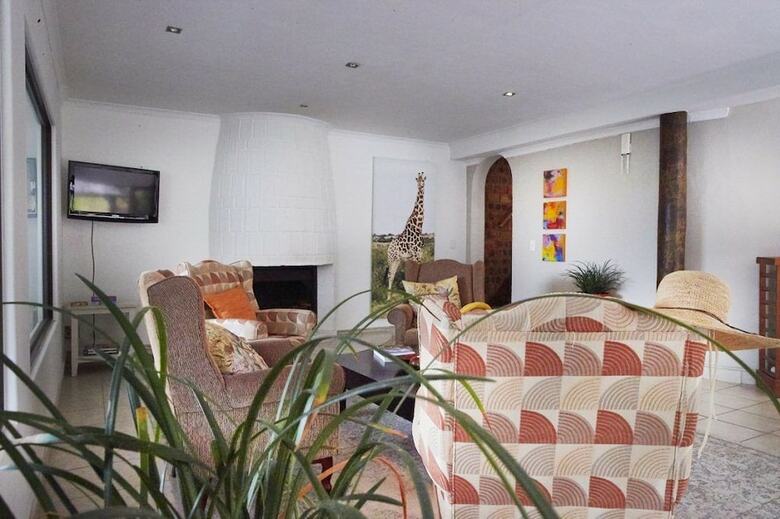 Hottentots Mountain View - Guest House