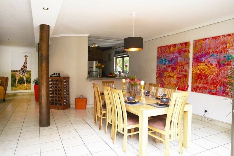 Hottentots Mountain View - Guest House