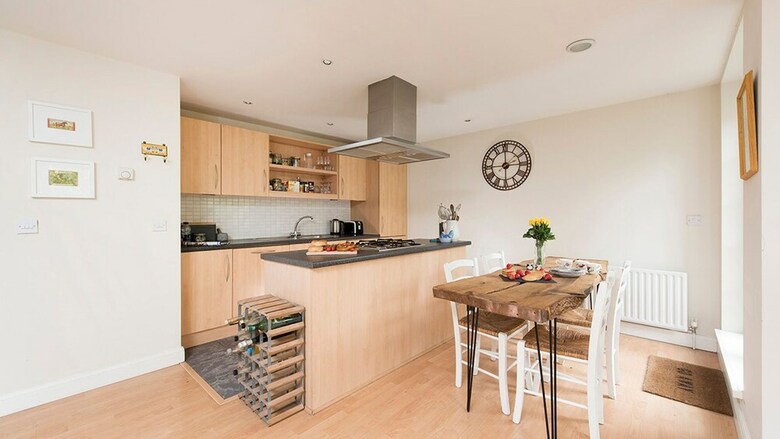 64 Clapton Square � Amazing 2 Bed Apartment Close To Clapton Square