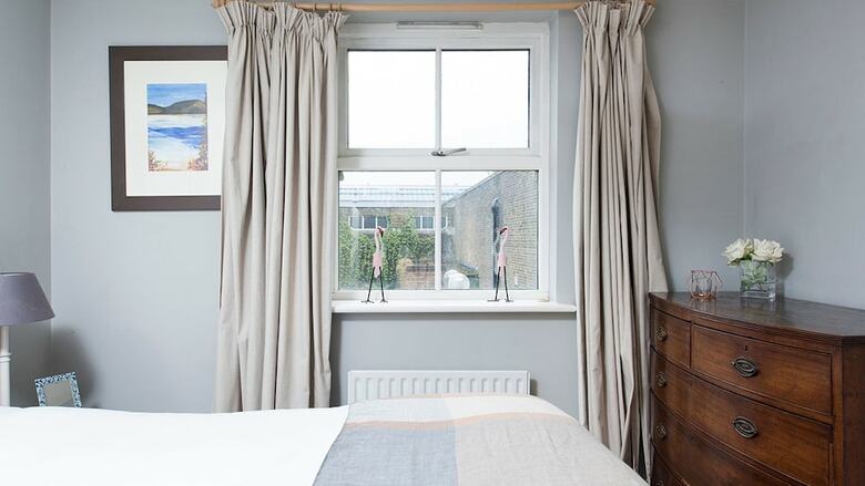 64 Clapton Square � Amazing 2 Bed Apartment Close To Clapton Square