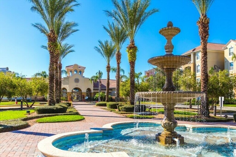 Penthouse Cabana