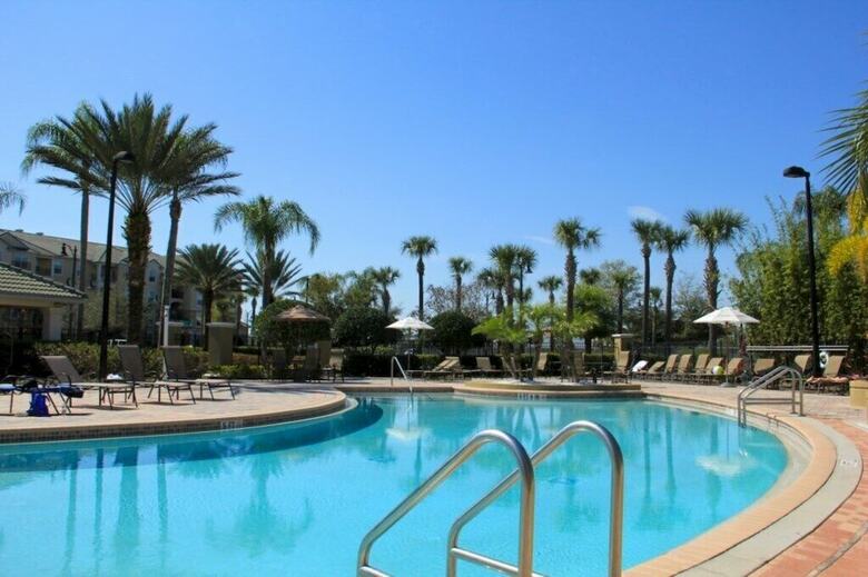 Penthouse Cabana