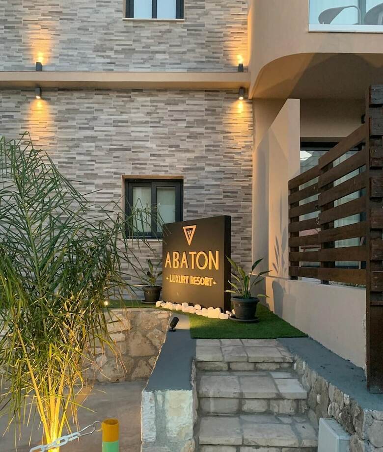 Hotel Abaton Luxury Resort