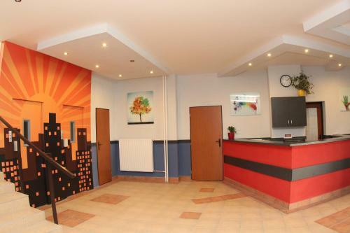 Albergue City Building
