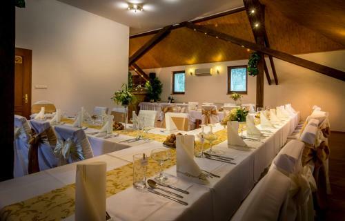 Hostal Penzion Almada