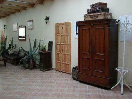Hostal Victoria - Penzion & Restaurant