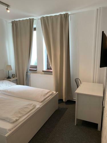 Hostal Penzion Holiday
