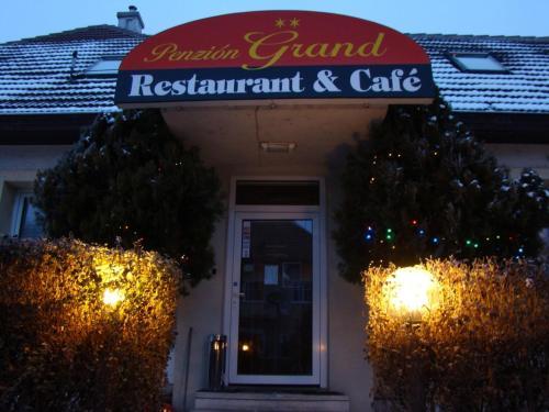 Bed & Breakfast Penzi�n Grand