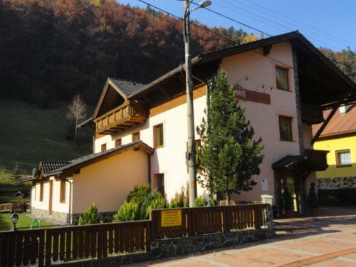 Hostal Penzion Eka