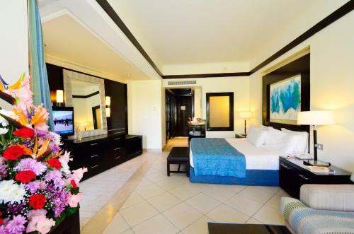 Hotel Reef Oasis Blue Bay Resort & Spa