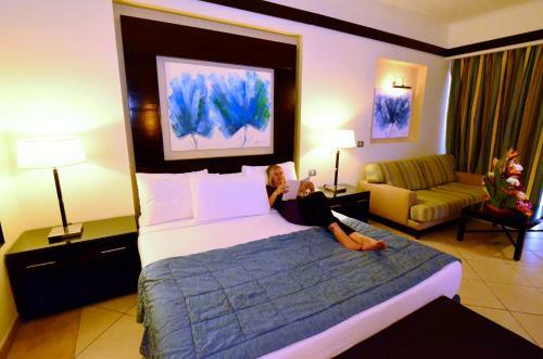 Hotel Reef Oasis Blue Bay Resort & Spa