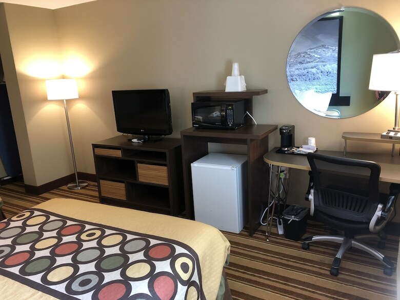 Motel Super 8 By Wyndham S Jordan/sandy/slc Area