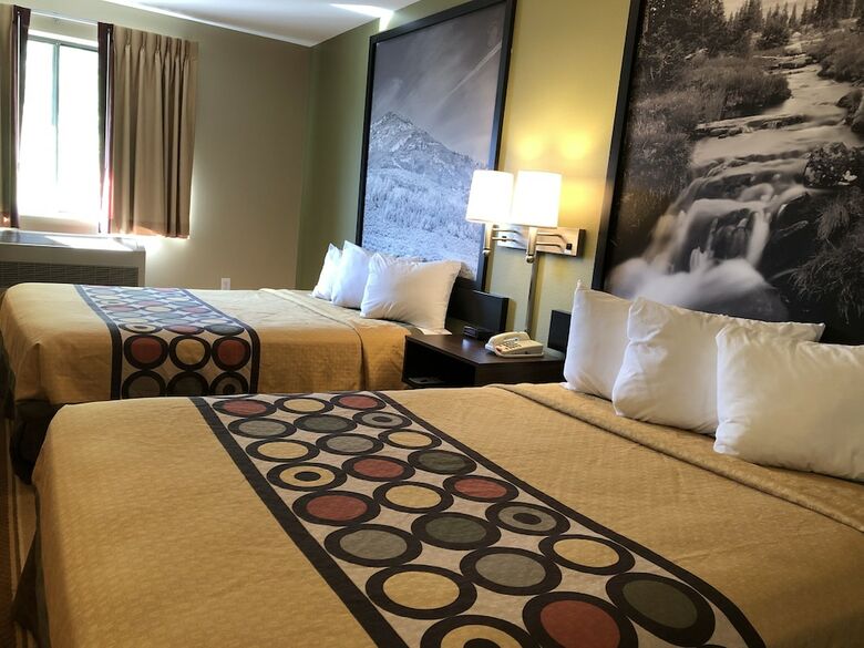 Motel Super 8 By Wyndham S Jordan/sandy/slc Area