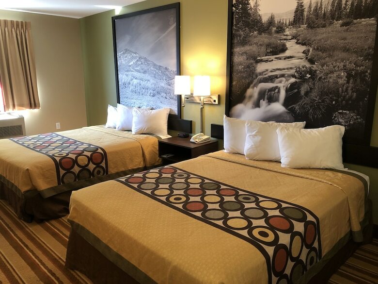 Motel Super 8 By Wyndham S Jordan/sandy/slc Area