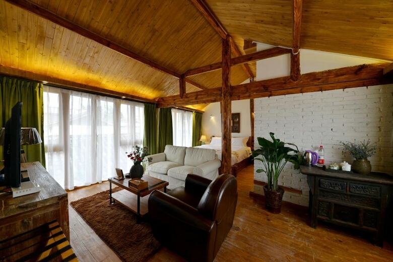Bed & Breakfast Lijiang Seven Island Resort