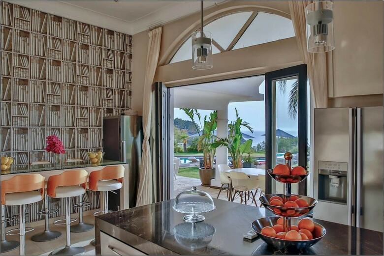 Villa Iridia By The Pearls Collection