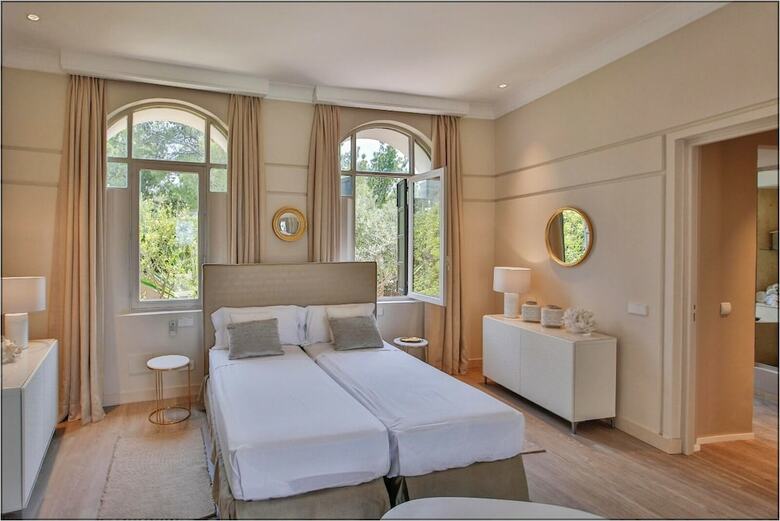Villa Iridia By The Pearls Collection