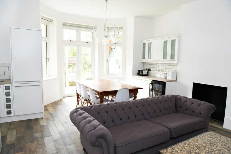 The Cedar Tree Apartment
