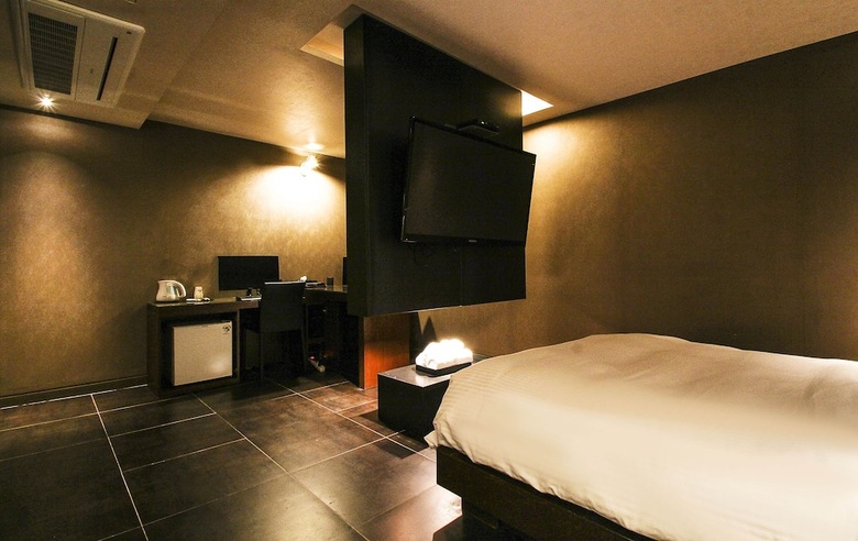 Yeoubi Hotel