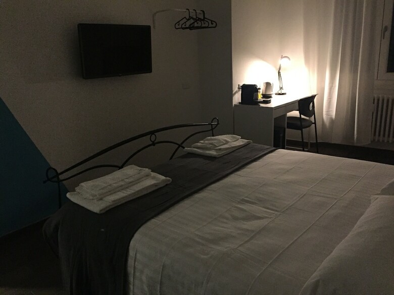 Hotel Mambo Suites
