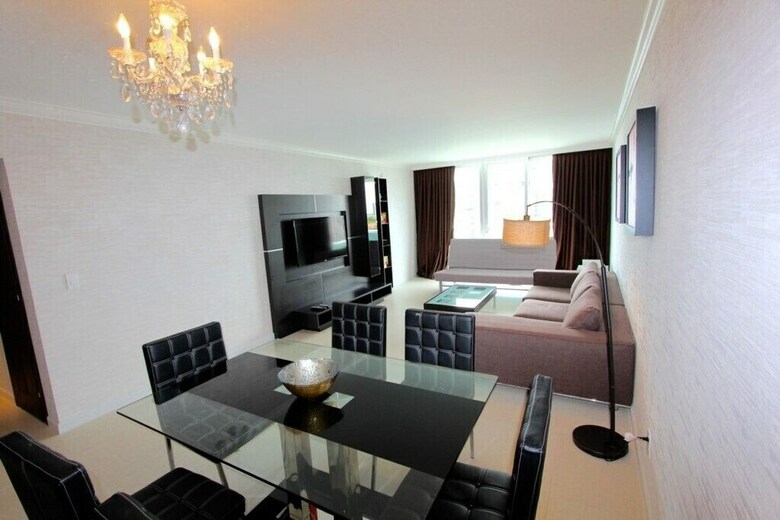1 Bedroom Bay View Or814