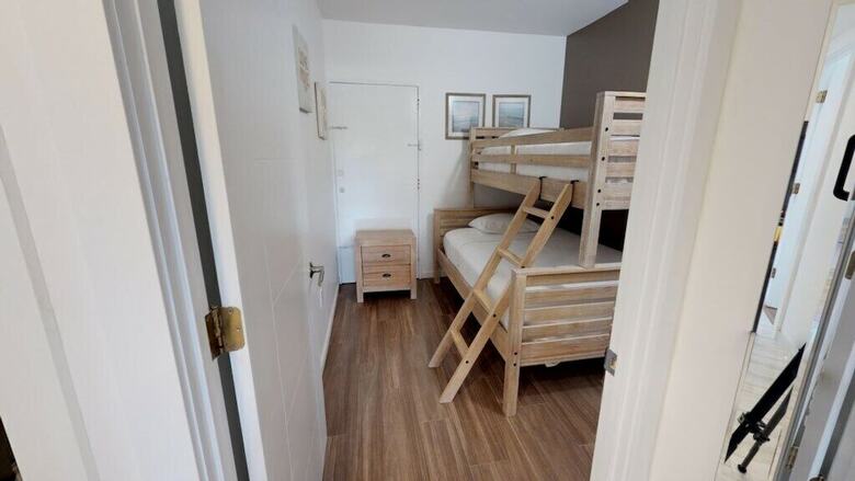 2 Bedroom +den / 2 Bath Apart @ Ocean Reserve 426