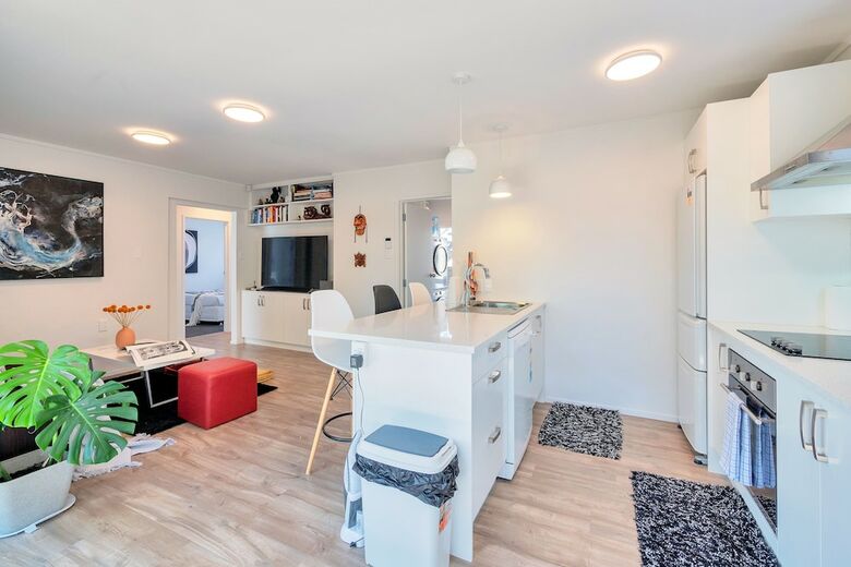 Apartamentos Bright 3 Bedroom Near St Lukes Mall 3