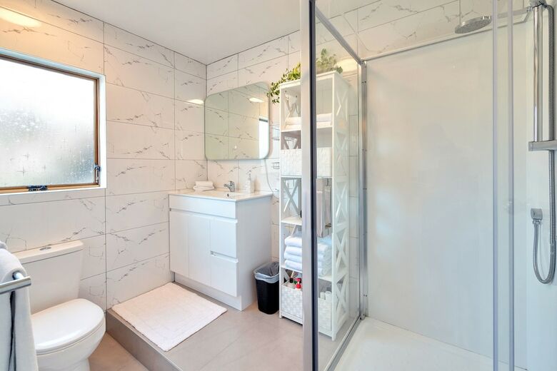 Apartamentos Bright 3 Bedroom Near St Lukes Mall 3