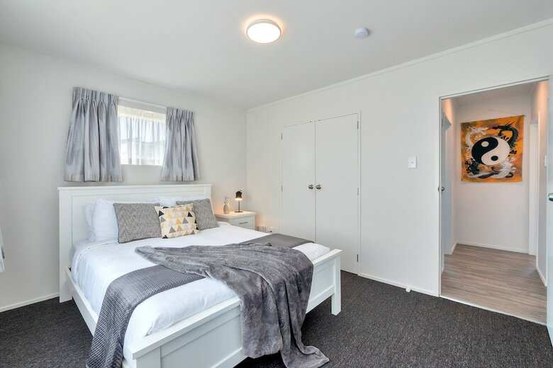 Apartamentos Bright 3 Bedroom Near St Lukes Mall 3