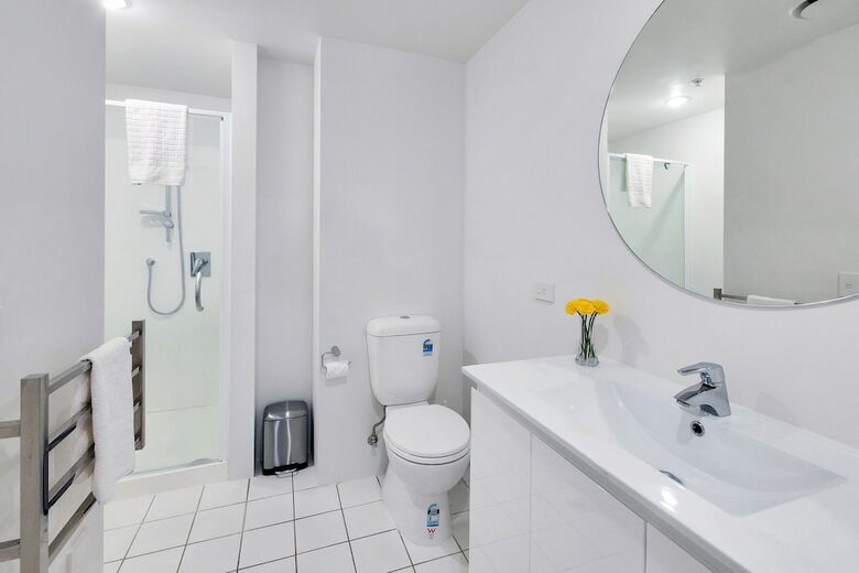 Stylish Central 2 Bedroom Apartment