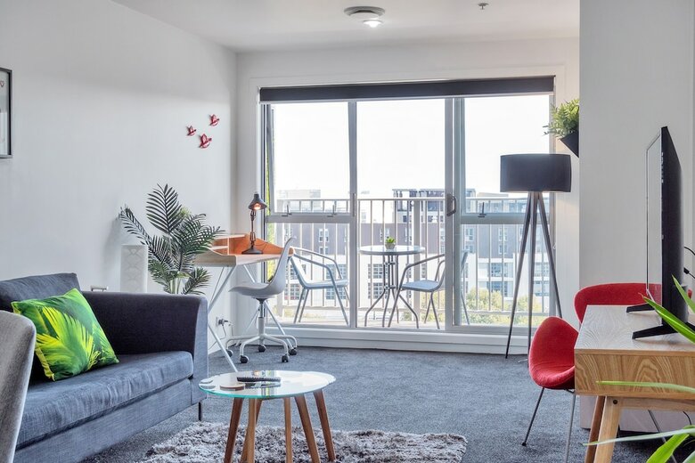Stylish Central 2 Bedroom Apartment