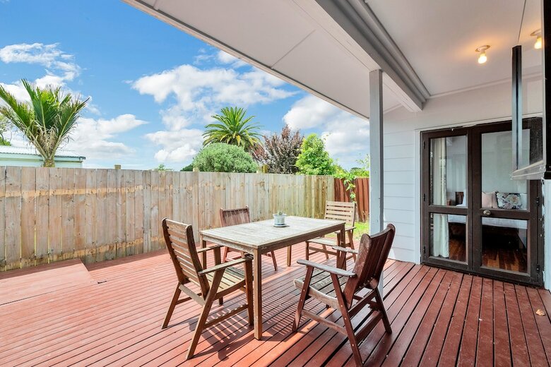 Kiwi Holiday Home Near Airport