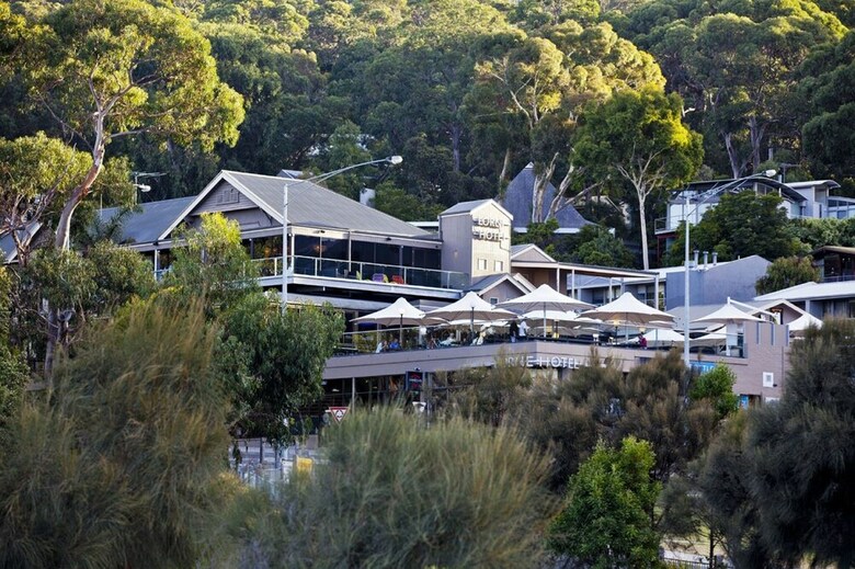 Lorne Hotel