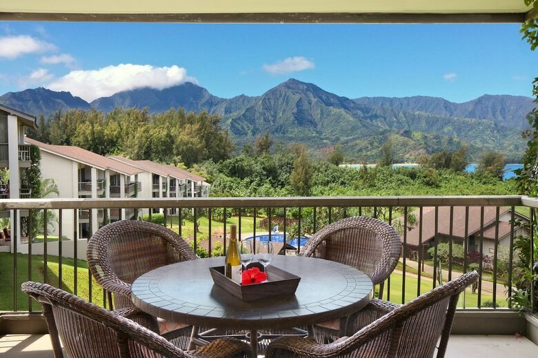 Hanalei Bay Resort