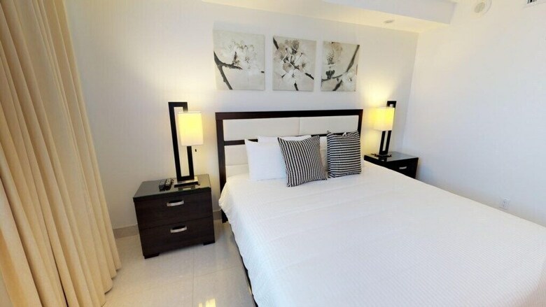 Luxury 2 Bedroom Ocean View - Or1427