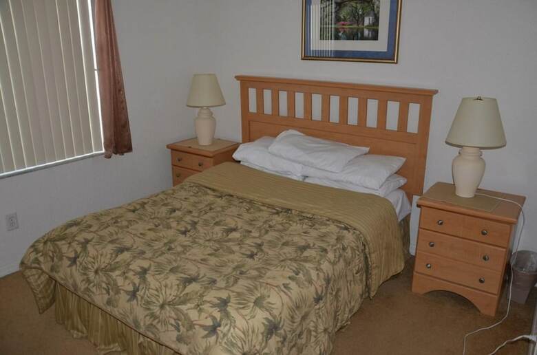 1111 North Hampton At Highlands Reserve