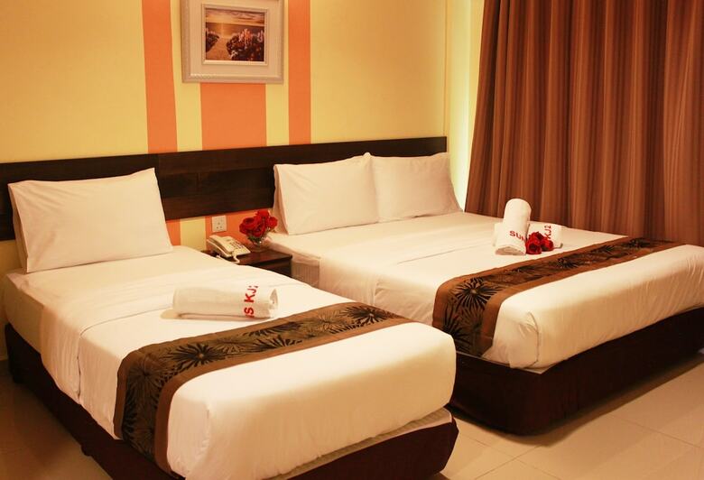 Hotel Sun Inns Meru Raya