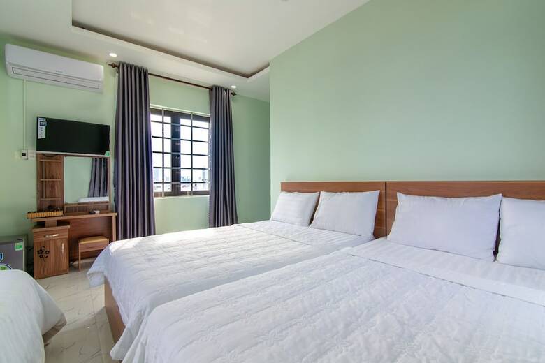 Spot On 855 Lucky Hotel