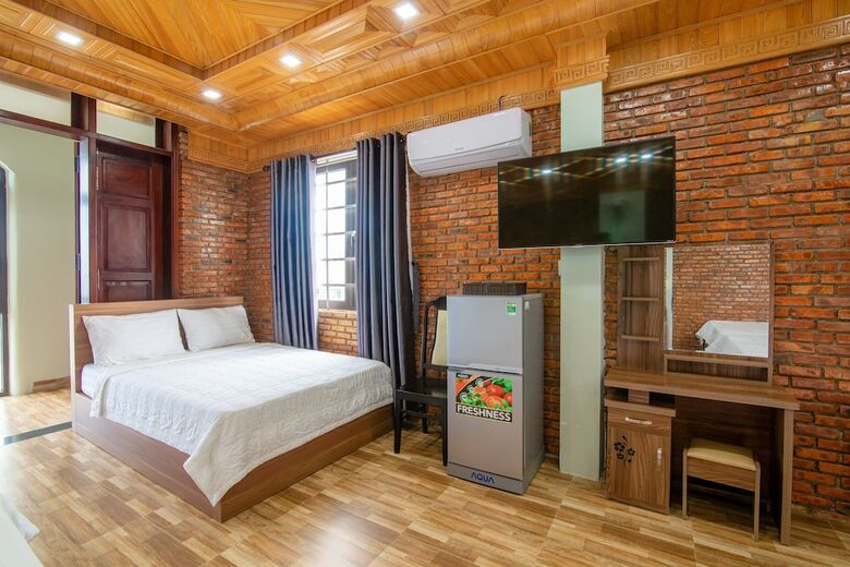 Spot On 855 Lucky Hotel