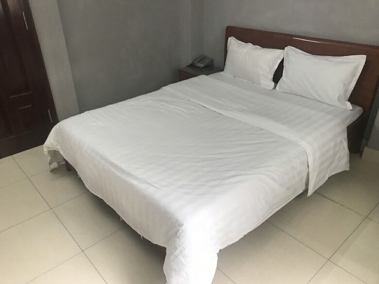 Oyo 845 Ngan Ha Hotel