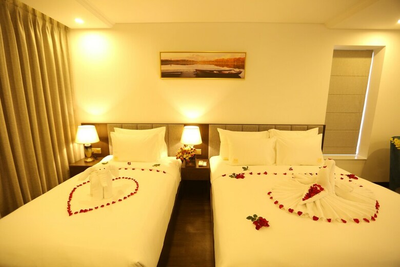 Santa Luxury Hotel