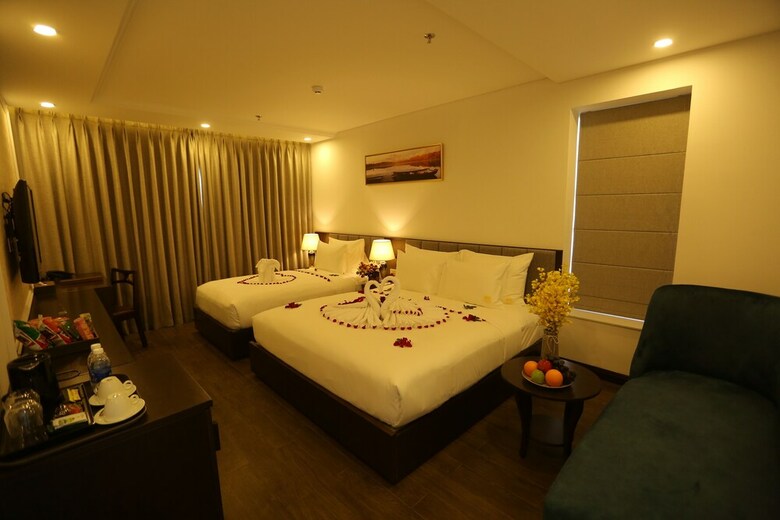 Santa Luxury Hotel