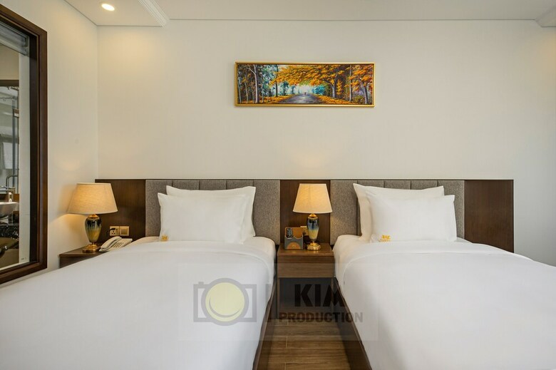 Santa Luxury Hotel