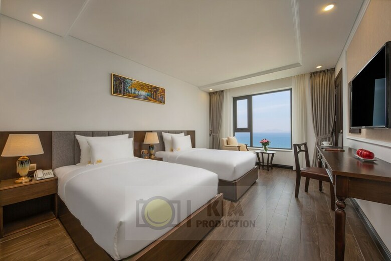 Santa Luxury Hotel