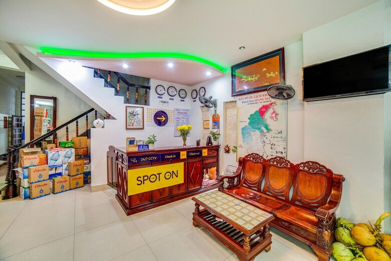 Hotel Spot On 884 Khanh Tra