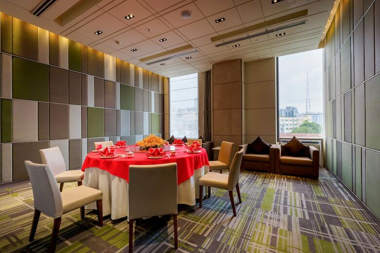 Hotel Nikko Saigon