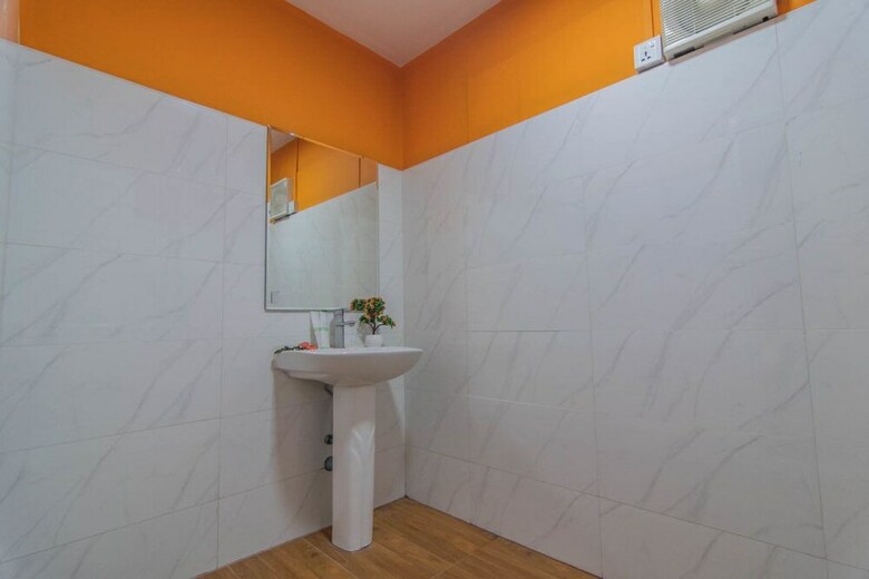 Hostal Aplus Hostel
