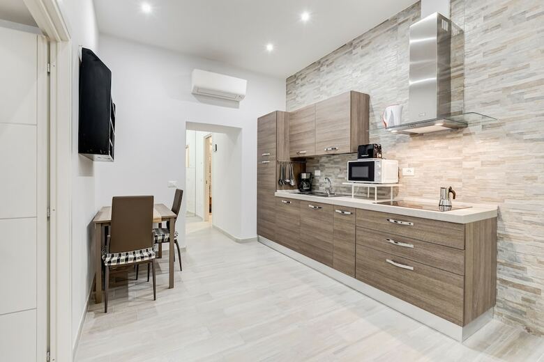 New Apartment In Front Of Ara Pacis