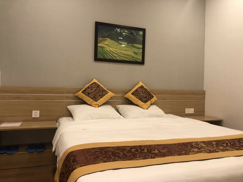 Oyo 859 Home Hotel And Apartment